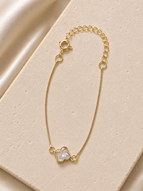 Pulseira com Pingente de Trevo de Zircônia